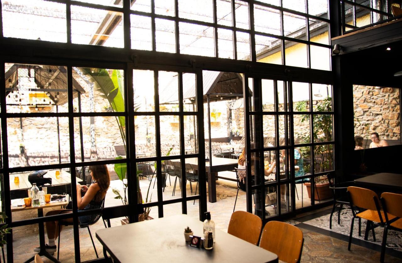 Exis Suite Atenas Exterior foto